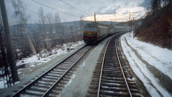Russia, irkutsk region, east siberian railway (trans-siberian railroad), span slyudyanka-irkutsk, rolling stock (File) - Sputnik International