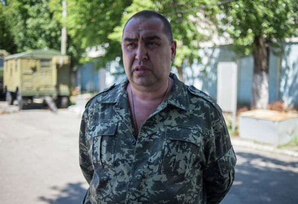A ceasefire regime between independence supporters in eastern Ukraine and Kiev forces is generally holding, prisoner exchange process continues, head of Luhansk People's Republic (LPR) Igor Plotnitsky told journalists on Saturday. - Sputnik International