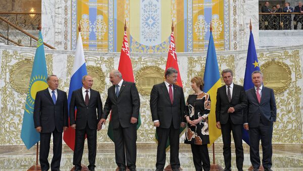 Representatives from Ukraine, Russia and the OSCE are set to meet in Minsk, Belarus for a fresh round of negotiations of the Contact Group on Ukraine. - Sputnik International