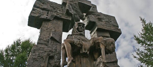 A monument To the children of Beslan A monument To the children of Beslan - Sputnik International