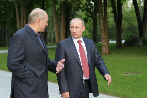 Putin and Lukashenko exchanged views on Russian-Belarusian union cooperation. - Sputnik International