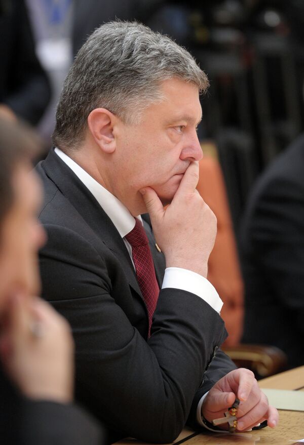Ukrainian President Petro Poroshenko outlines interim results of his presidency on September 14, 2014. - Sputnik International