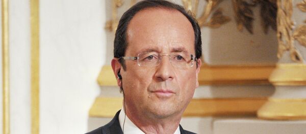 Greece is free to decide on its future in the eurozone as long as the country fulfills its assumed obligations, France's President Francois Hollande said Monday. - Sputnik International