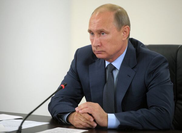Vladimir Putin said Western countries ignored WTO norms by imposing sanctions against Russia. - Sputnik International