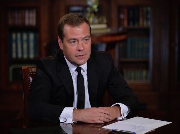 Russian Prime Minister Dmitry Medvedev said energy, finance sanctions against Russia may provoke 'asymmetric response' - Sputnik International
