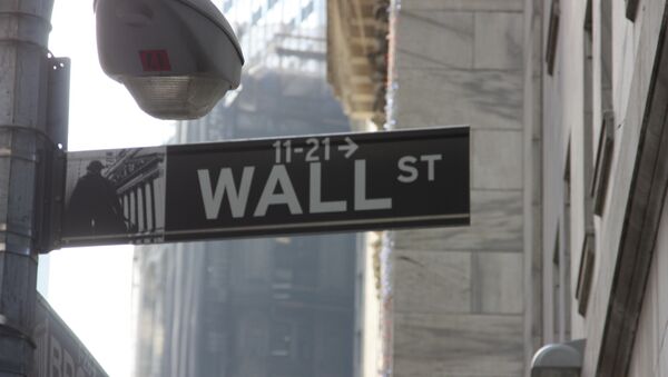 Указатель на Wall Street в Нью-Йорке - Sputnik International