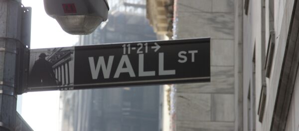 Указатель на Wall Street в Нью-Йорке - Sputnik International