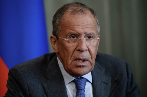 The concentration of Ukrainian troops near the village of Debaltsevo in the country's east calls for concern, Russian Foreign Minister Sergei Lavrov said. - Sputnik International