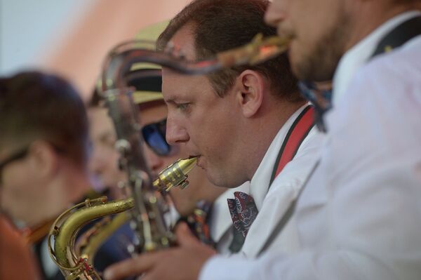 The Koktebel Jazz Party, which is underway in Crimea, will become internationally acknowledged, Valery Ponomaryov, a Russian-born jazz trumpeter believes. - Sputnik International