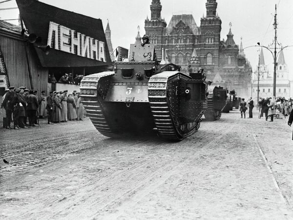 Russia Honors Its Tank Corps: History of Country's Armored Aegis - Sputnik International