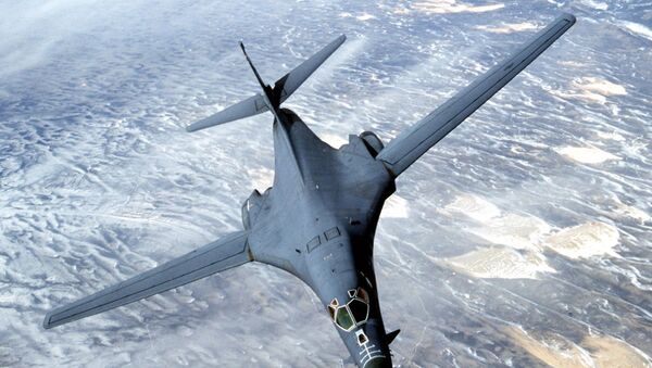US has carried out airstrikes against Islamic State (IS) targets in Syria using B-1 bomber. Above: Rockwell B-1 Lancer. - Sputnik International