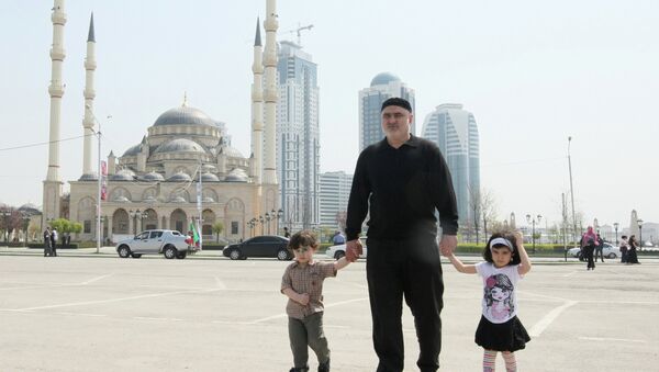 Gems of Chechnya: Brick by Brick,  a Mountainous Republic Rebuilds and Hopes Return - Sputnik International