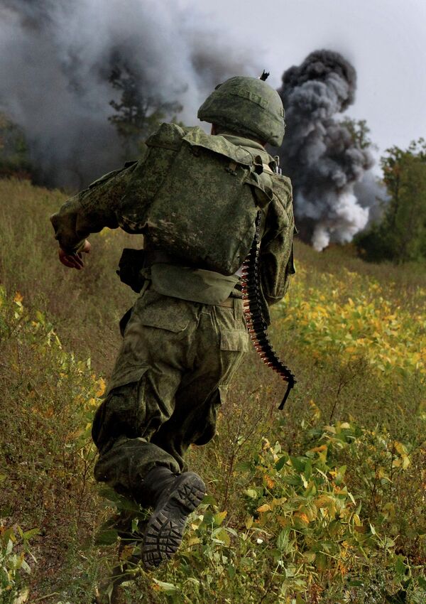Vostok-2014 Military Exercise Simulates Clashes with Saboteur Commandos - Sputnik International