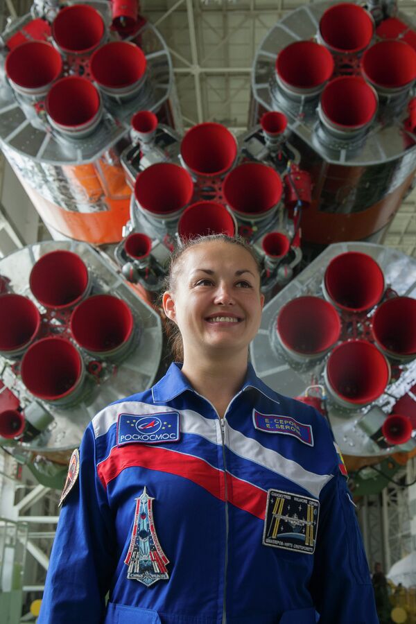 Russian Yelena Serova Becomes First Female Astronaut in 17 Years to Arrive at ISS - Sputnik International