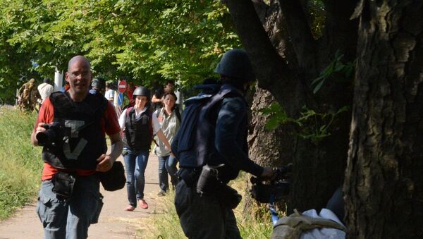 Group of Journalists Covering Events in East Ukraine. - Sputnik International
