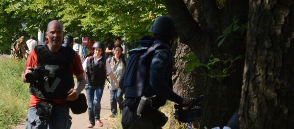 Group of Journalists Covering Events in East Ukraine. - Sputnik International