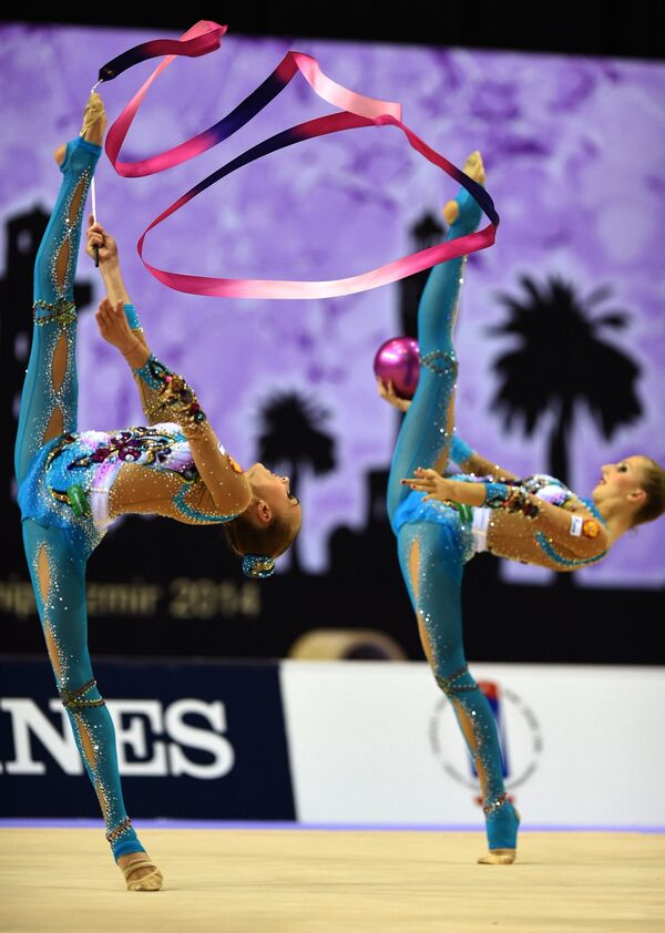 Russian Gymnastics: The Unbeaten Beauties - Sputnik International