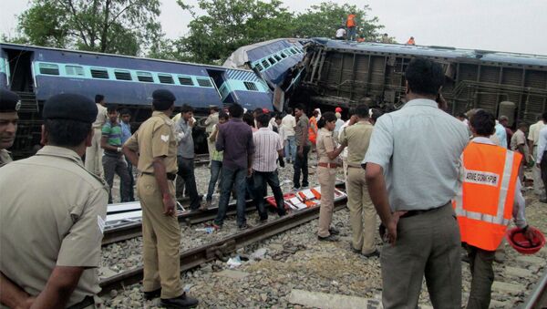 Two passenger trains collided in India’s norther state of Uttar Pradesh, killing 12 people and injuring 45. - Sputnik International