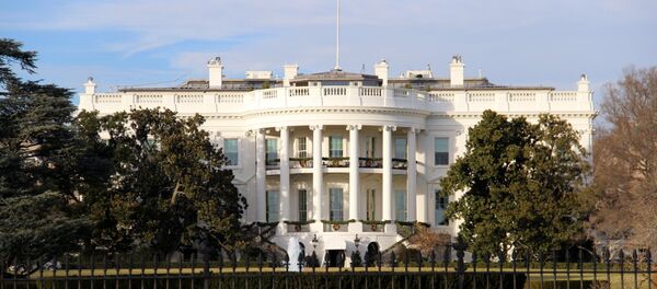 New data drawn from government documents suggests that the White House knew about a prostitute's visit to the hotel room of a presidential advance-team member, yet did not publicly acknowledge it. - Sputnik International