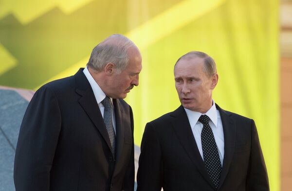 Russian President Putin with his Belarusian counterpart Alexander Lukashenko. - Sputnik International
