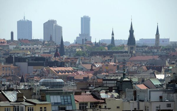 A man with Ebola-like symptoms was hospitalized late on Thursday in the Czech capital of Prague - Sputnik International