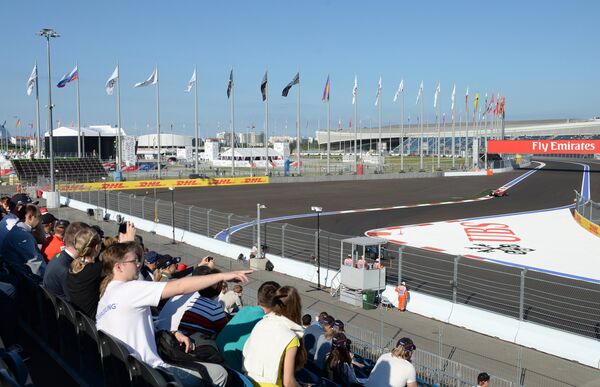 Fast and Furious: 2014 Formula 1 Russian Grand Prix Practice Session - Sputnik International