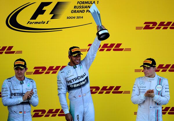 Mercedes team racing driver Lewis Hamilton won Formula One Russian Grand Prix - Sputnik International