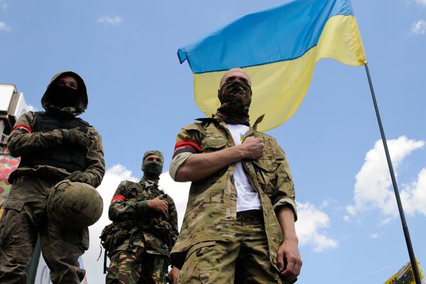 The fighters of the Ukrainian Right Sector volunteer corps. - Sputnik International