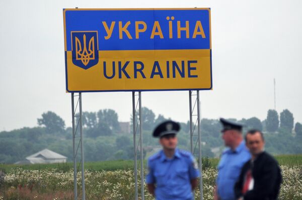 The Russian government has ordered the Federal Security Service (FSB) to ensure safety and security of OSCE monitors working on the border between Russia and Ukraine. - Sputnik International