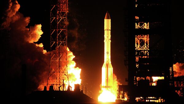 Запуск ракеты-носителя Протон с космическим аппаратом AsiaSat-7 - Sputnik International