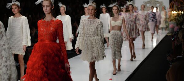 Haute Couture in Moscow: Mercedes-Benz Fashion Week Russia - Sputnik International