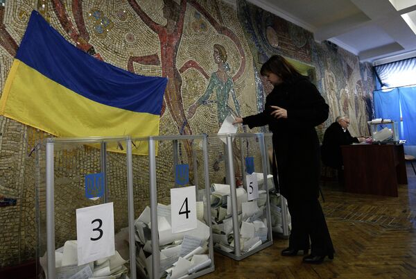 Polls have opened at all but a few overseas constituencies, Ukraine's foreign ministry said. Voting is expected to start soon in the United States and South America. - Sputnik International